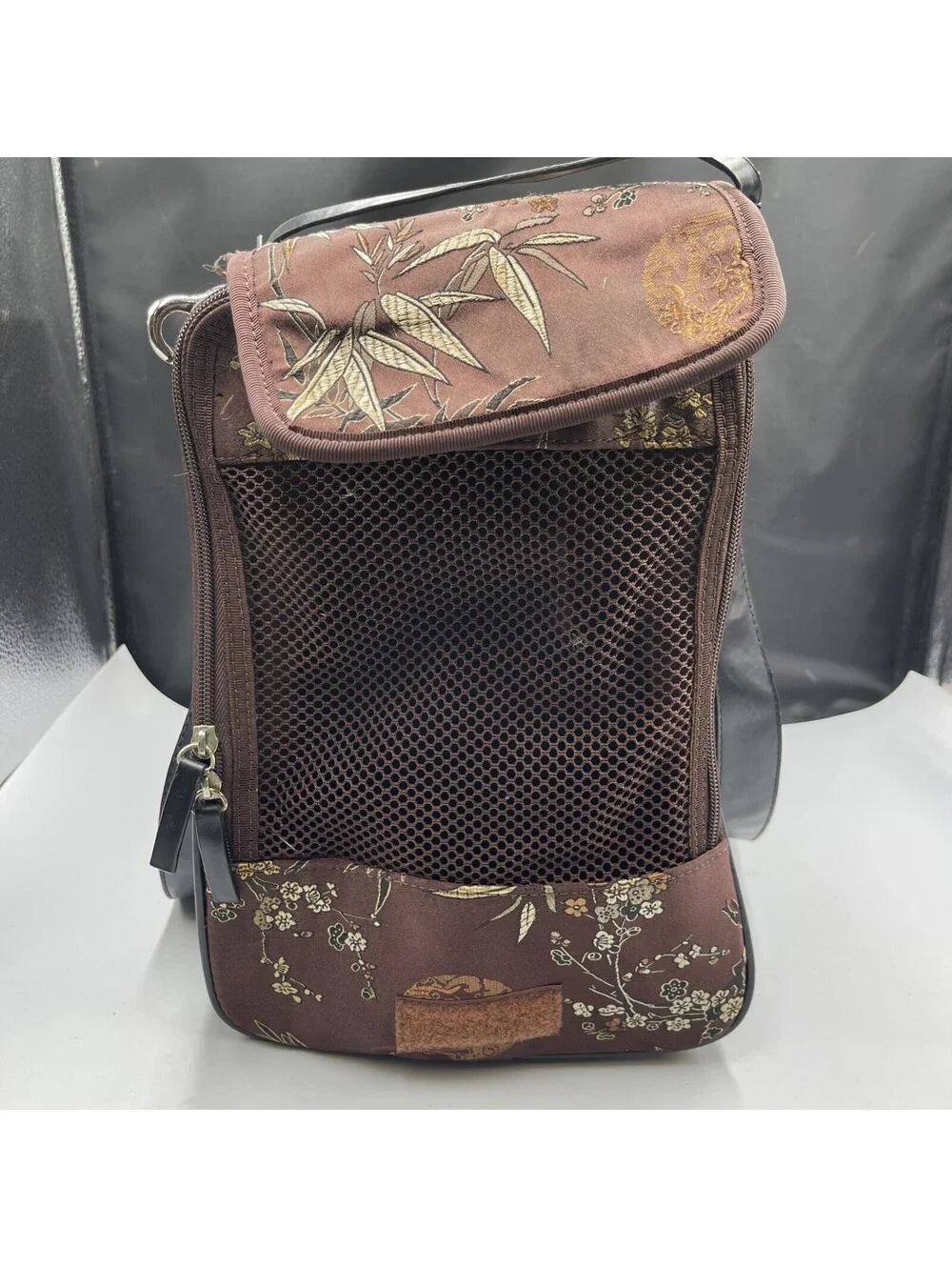 Pet Carrier- Perfect For Small- Medium Pets Pre Owned Travel Bag